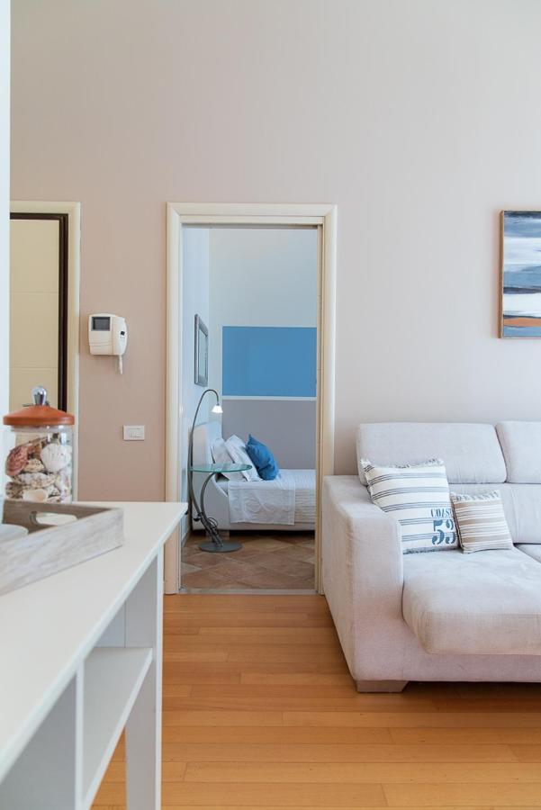 Zara D'Amare A Pesaro 10 Metri Dalla Spiaggia By Yohome エクステリア 写真